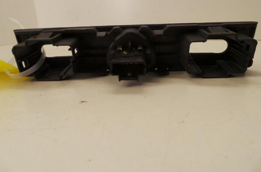 Renault Clio 2 II Campus Bj.08 Warnblinkschalter Schalter Warnblinkanlage